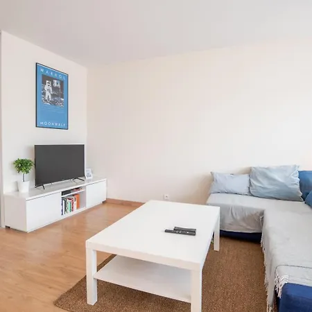 Le Globe Trotter - * Tours